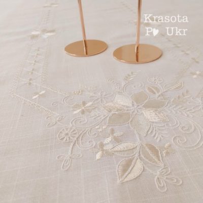 Класична лляна скатертина #155 з молочною вишивкою, розміри 110×160 см, 135×180 см, 150×220 см