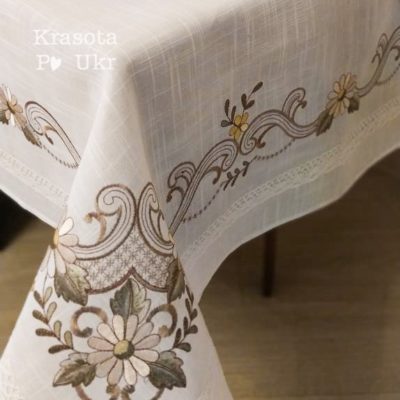Біла лляна скатертина з вишивкою “Пастельні квіти” #536, розміри 110×160 см, 135×180 см, 150×220 см