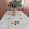 Біла скатертина з вишивкою “Квітковий букет” #838, розмір 110×160 см