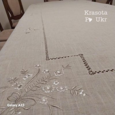 Скатертина з натурального льону з вишивкою "Букет з бантом" #1014, розміри 150×220 см та 180×320 см