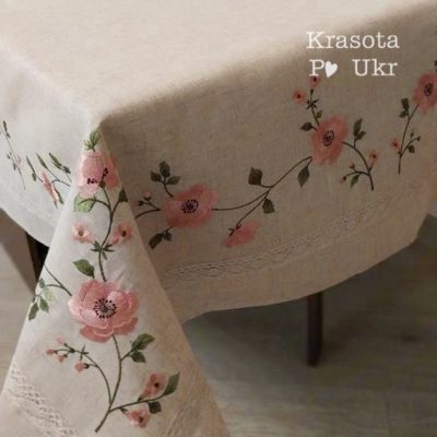 Лляна скатертина з вишивкою “матіоли” у рожевих тонах #153 (150*220 см)