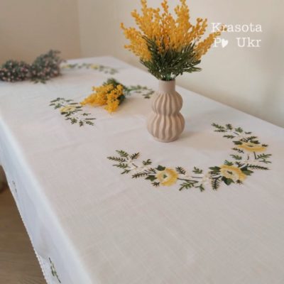 Скатертина біла з вишивкою, дизайн “з соняшниками” (180*280 см) #07-3