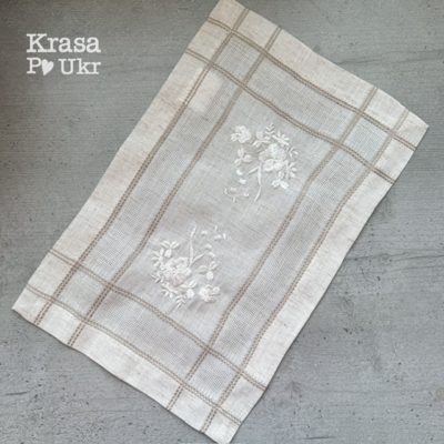 Вишитий рушник на кошик 60×40 см, білий колір, дизайн "білим по білому"