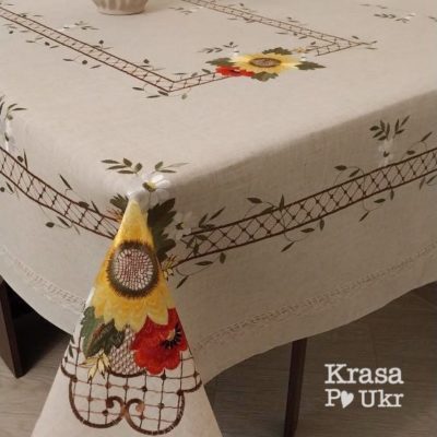 Лляна скатертина з мереживом і вишивкою соняхів, модель #057, розмір 135×180 см.