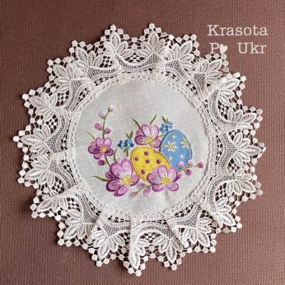 Атласна дитяча серветка на кошик “Бузковий цвіт” (30 см), айворі