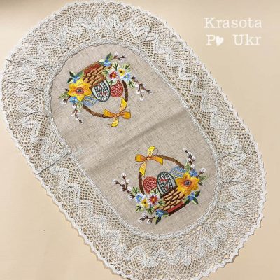 Пасхальна серветка “Українська великодня корзинка”, льон з ажурним мереживом