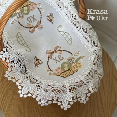 Пасхальний рушник “Пастельна квіткова корзинка” (40×30 см), атлас в оливкових тонах