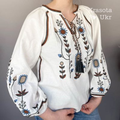 Біла сорочка з блакитною вишивкою, довгий рукав (розмір S-M-L)